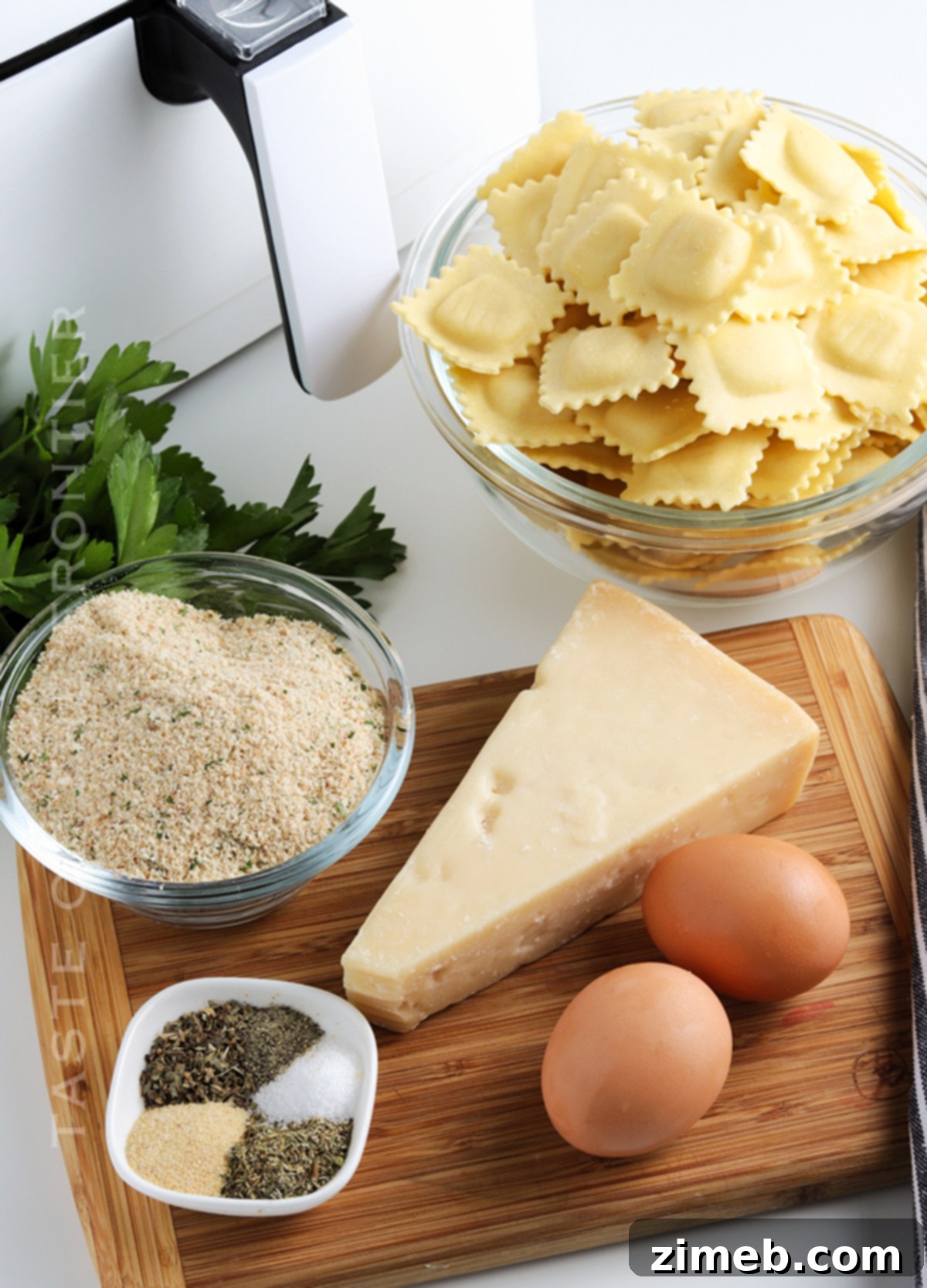 Crispy Air Fryer Ravioli 5 ingredients for Air Fryer Ravioli