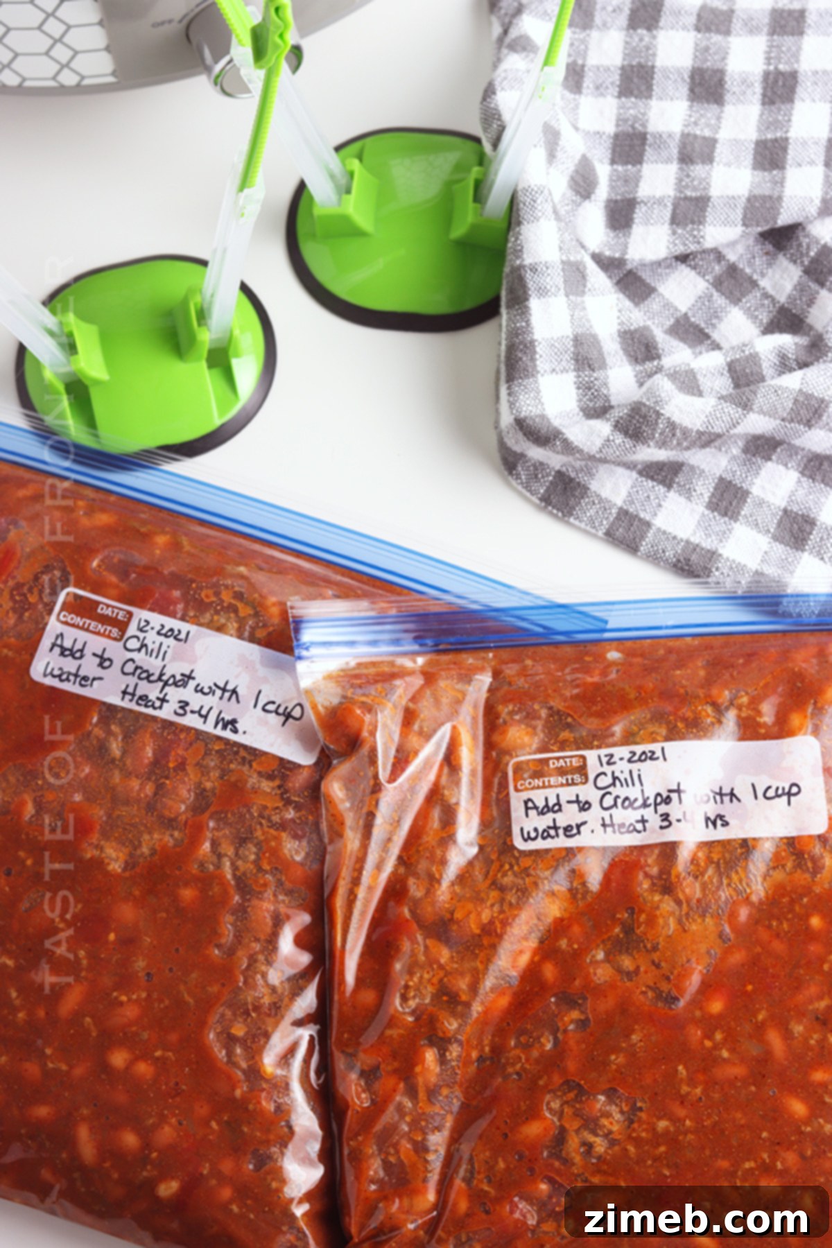 Hearty Slow-Simmered Chili 8 freezer chili
