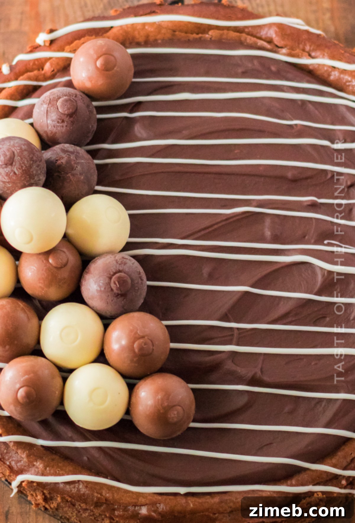 Cheesecake chocolate with elegant design