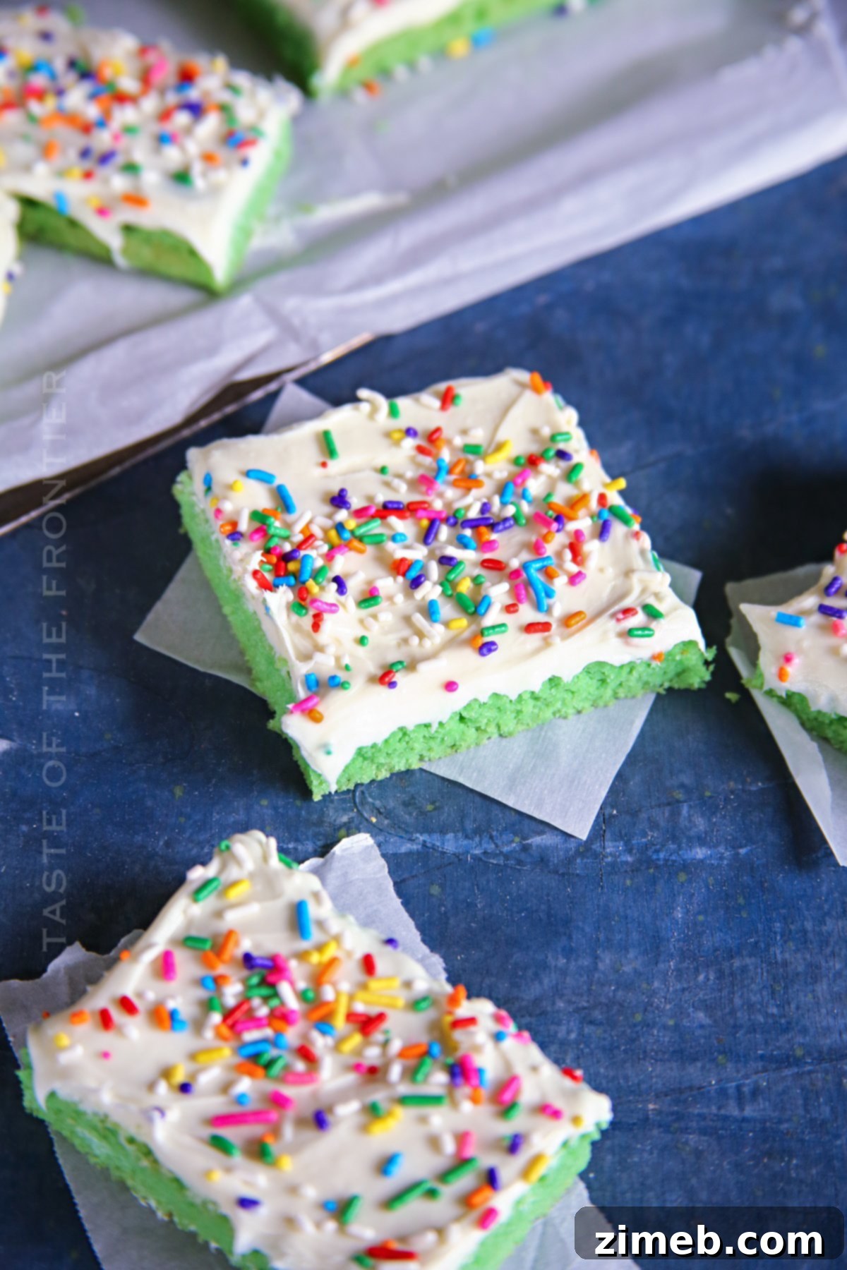 Lucky St Patricks Day Cake Mix Cookie Bars 5 Green cookie bars decorated for St. Patrick's Day.