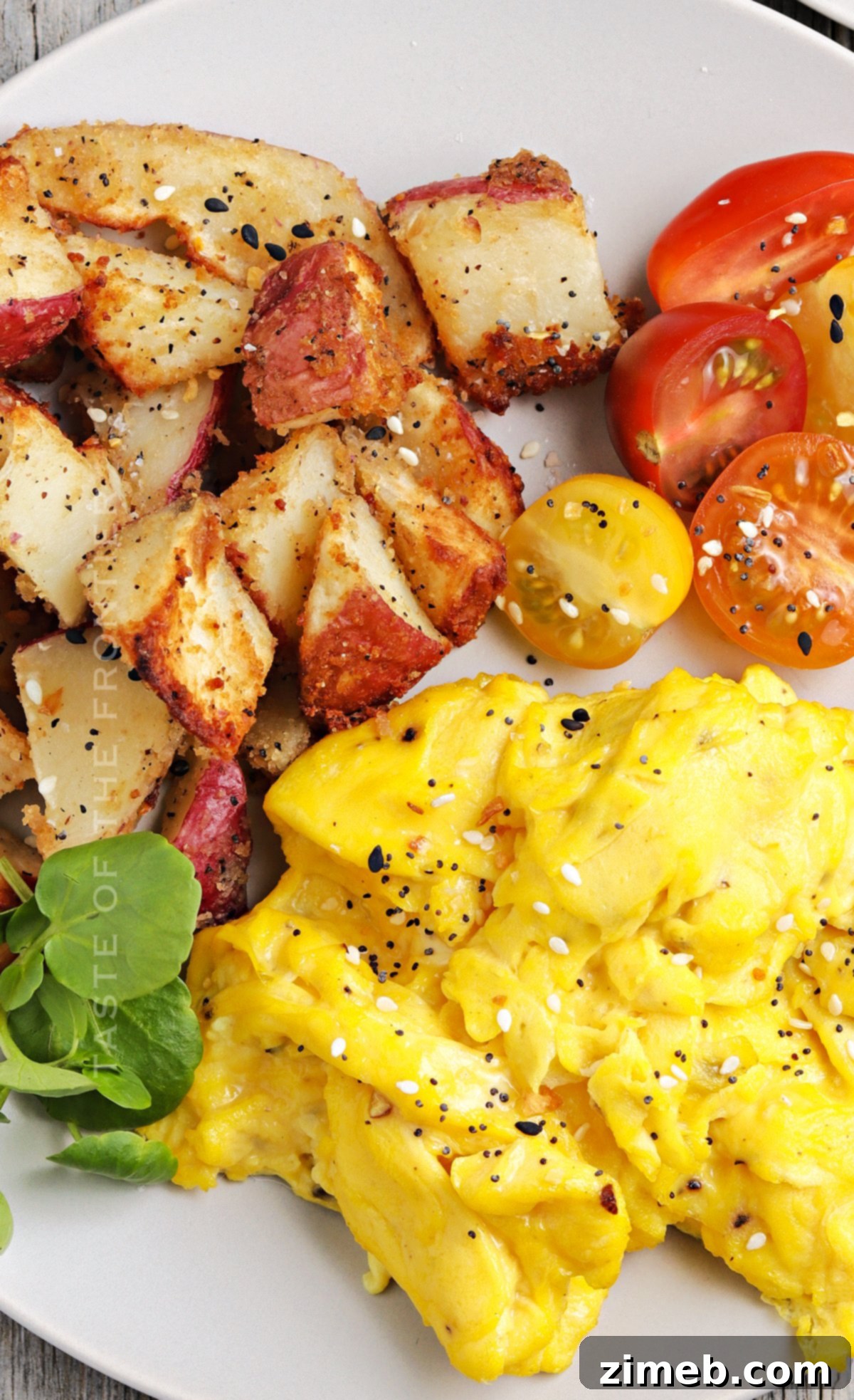 Perfect Scrambled Eggs 22 Delicious Scrambled Eggs with Side of Roasted Potatoes