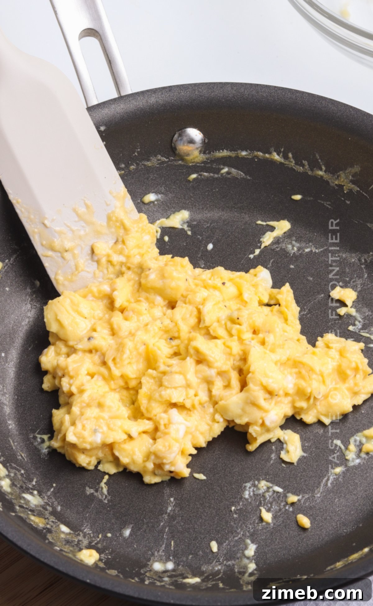 Perfect Scrambled Eggs 10 Perfectly Cooked Scrambled Eggs Ready to Serve