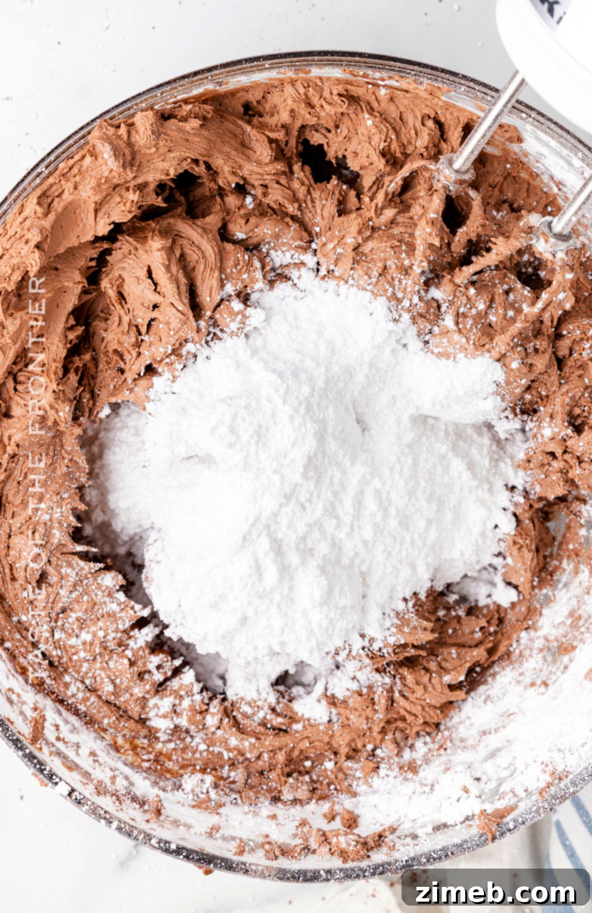 Easy recipe for Chocolate Buttercream Frosting