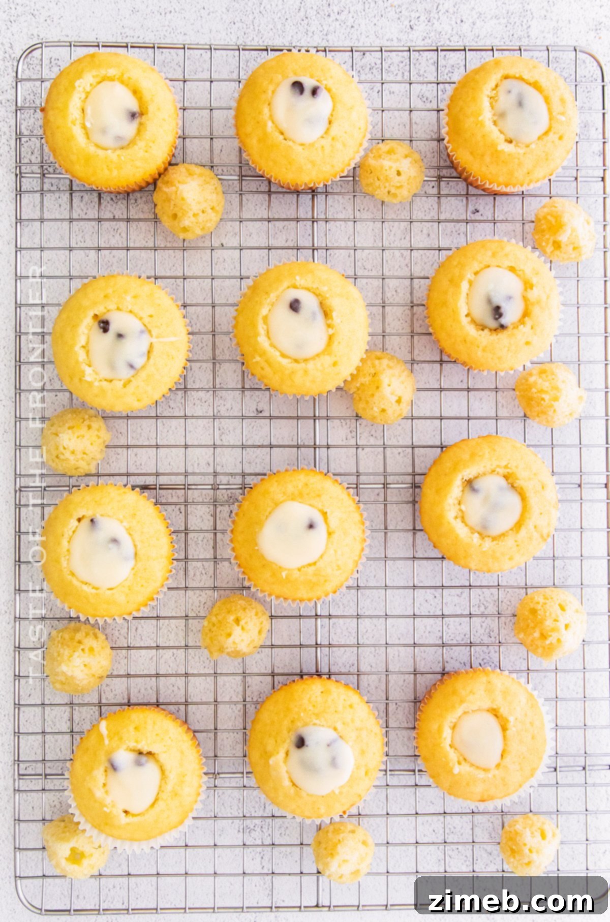 Cannoli center filled cupcakes