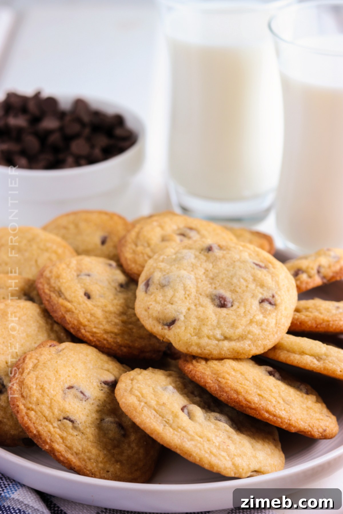 plate of cookies