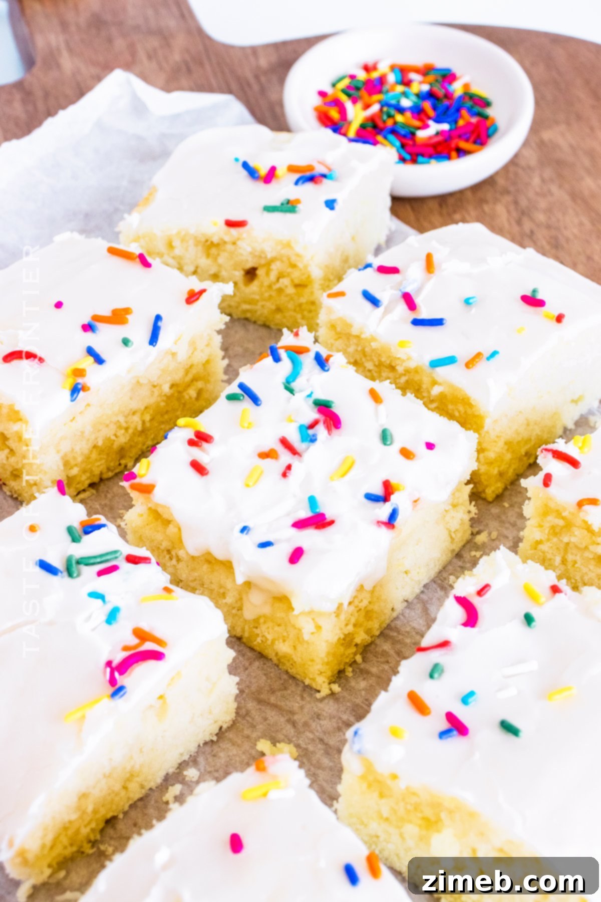 Zesty Lemon Cake - A Simple Homemade Treat