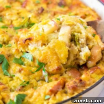 Thanksgiving Apple Stuffing