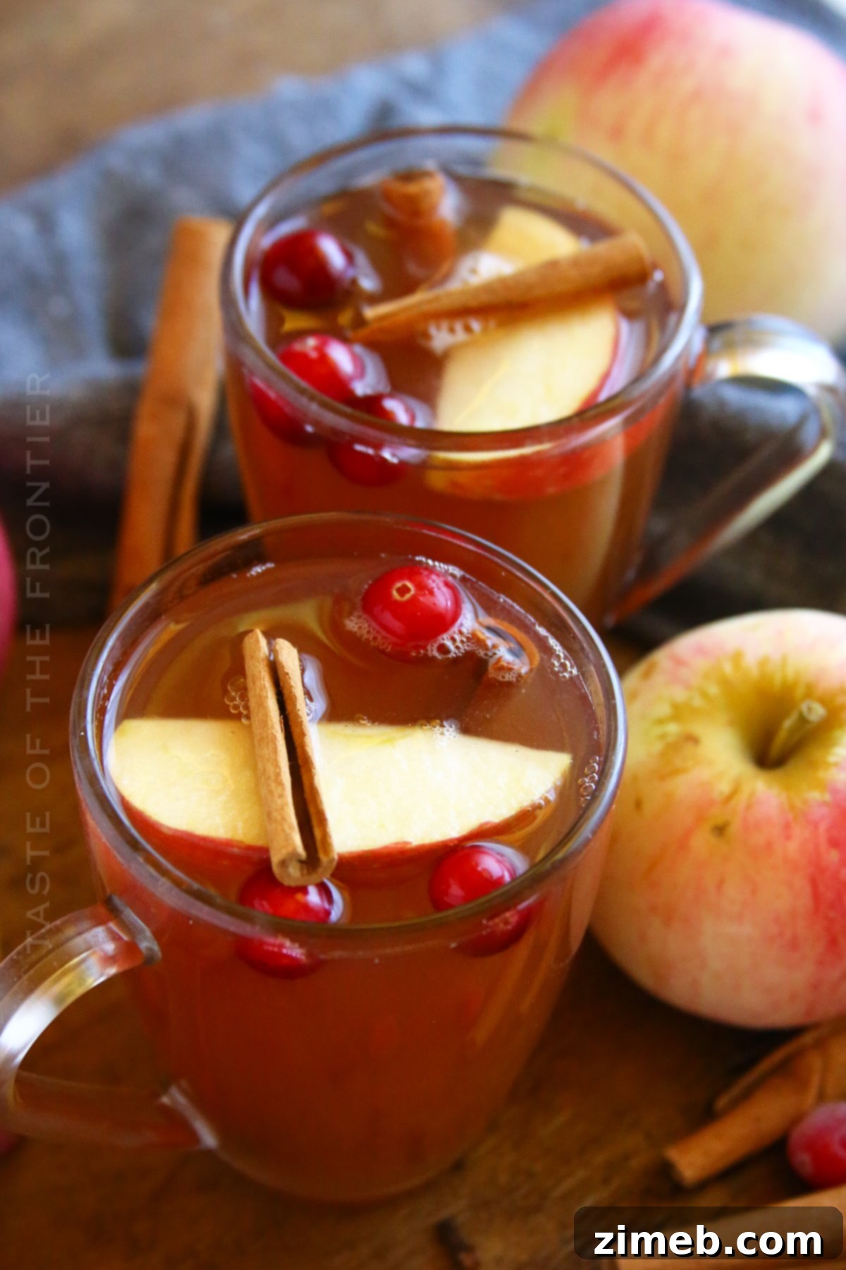 Instant Pot Apple Cider, a warm and comforting fall beverage perfect for holidays and chilly weather.