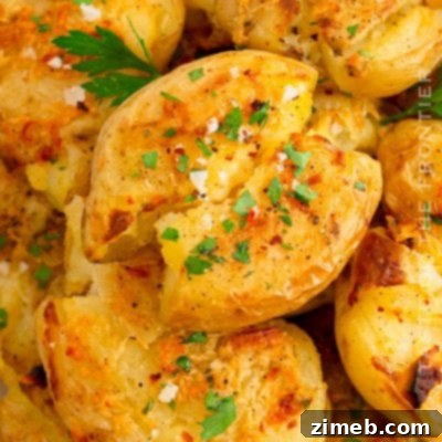 Recipe for Smashed Potatoes, golden brown and crispy.