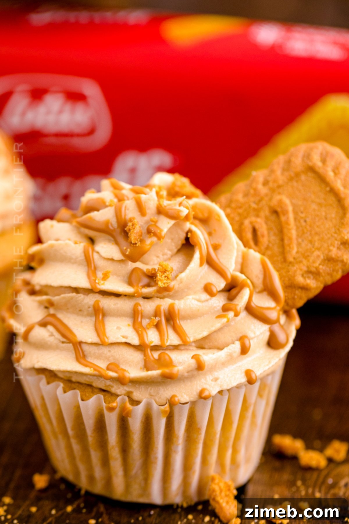 Lotus Biscoff Dream Cupcakes 22 Beautifully decorated Cookie Butter Cupcakes, ready to be enjoyed
