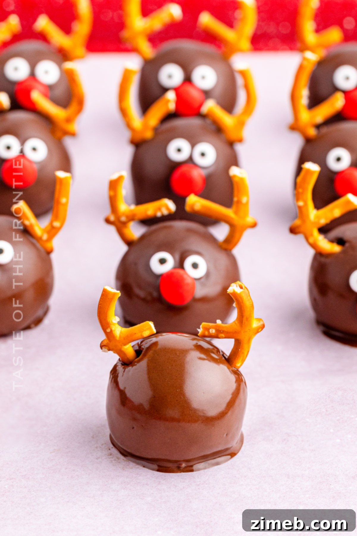 how to make Reindeer Oreo Balls