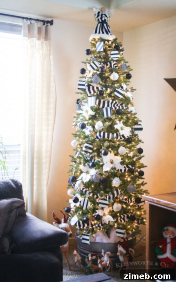 Handmade Black and White Christmas Tree Ornaments