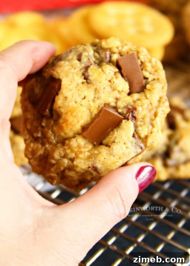 How to make Chewy Oatmeal Cookies with the magic of RITZ Crackers