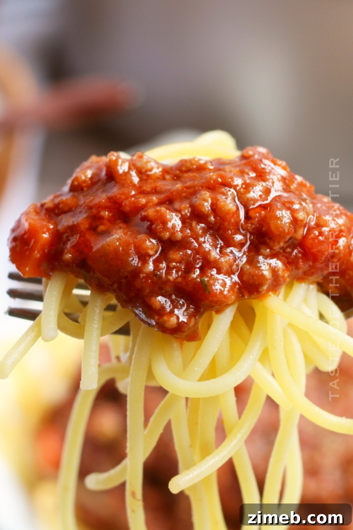Effortless Weeknight Bolognese 20 Easy Bolognese Recipe Dinner, served with pasta and fresh basil.
