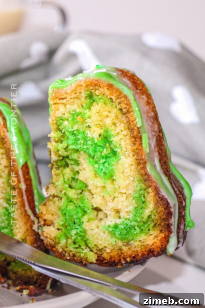 Lucky Bites: 15 Irresistible Green Treats for St. Patrick's Day 6 St. Patrick’s Day Cake